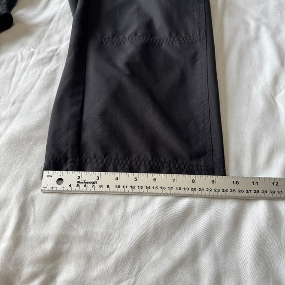 Reebok Men's Performance‎ Track Style Capri Pants Black Small Athleisure Hiking - Picture 14 of 16